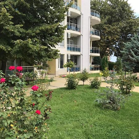 Cozy Apartment By The Sea Ravda Esterno foto