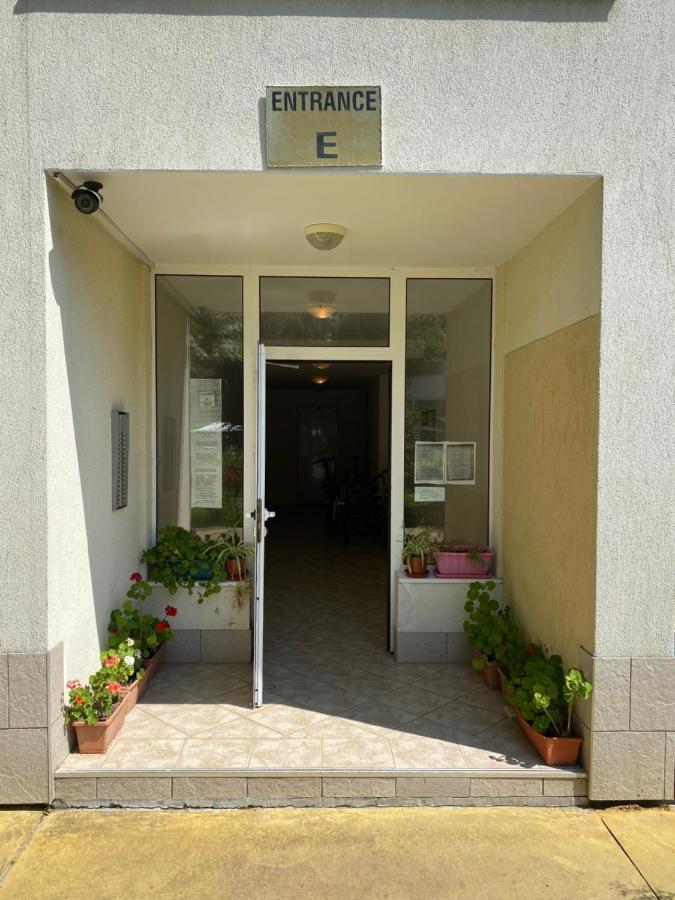 Cozy Apartment By The Sea Ravda Esterno foto