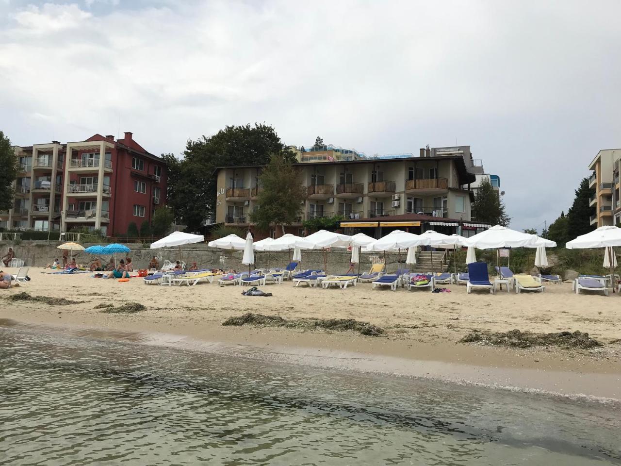 Cozy Apartment By The Sea Ravda Esterno foto